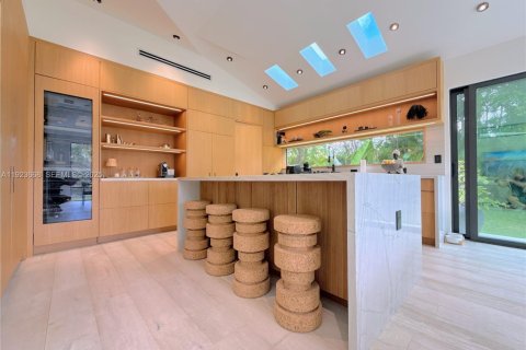 Casa en venta en Miami, Florida, 3 dormitorios № 1986127 - foto 26