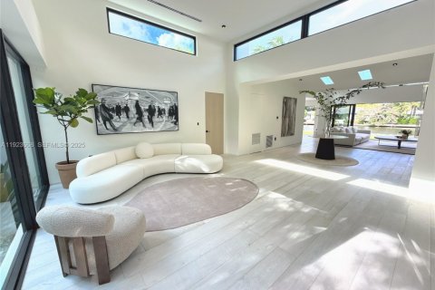 Casa en venta en Miami, Florida, 3 dormitorios № 1986127 - foto 21