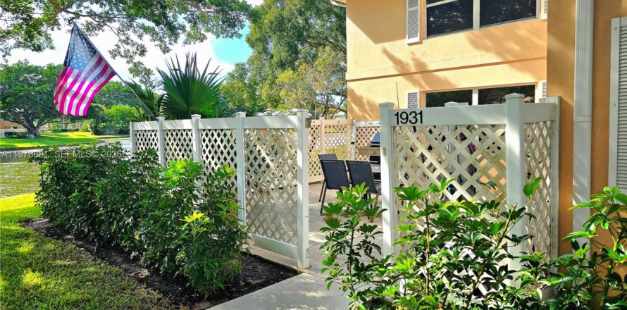 Touwnhouse à West Palm Beach, Floride 2 chambres, 125.42 m2 № 2044659