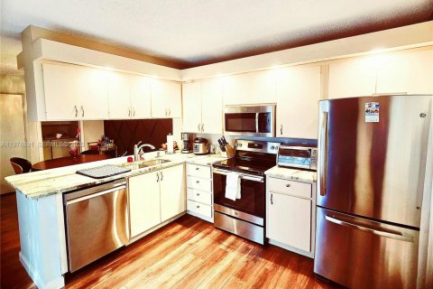 Touwnhouse à louer à West Palm Beach, Floride: 2 chambres, 125.42 m2 № 2044659 - photo 3