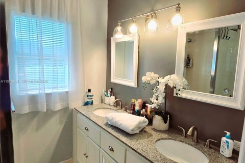 Touwnhouse à louer à West Palm Beach, Floride: 2 chambres, 125.42 m2 № 2044659 - photo 6