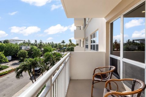 Condo in Pompano Beach, Florida, 2 bedrooms  № 2083865 - photo 14