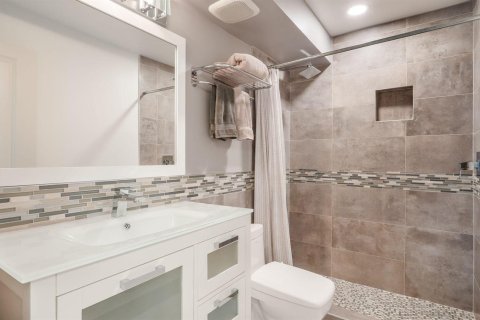 Condo in Pompano Beach, Florida, 2 bedrooms  № 2083865 - photo 25