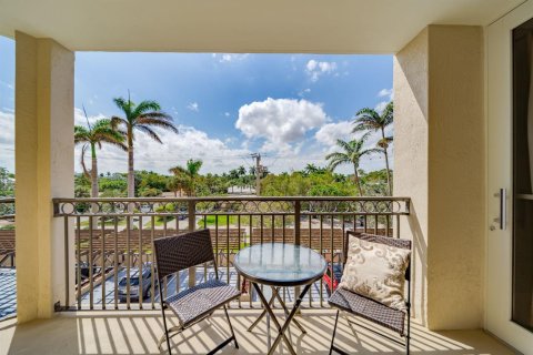 Condo in Fort Lauderdale, Florida, 2 bedrooms  № 2400599 - photo 27