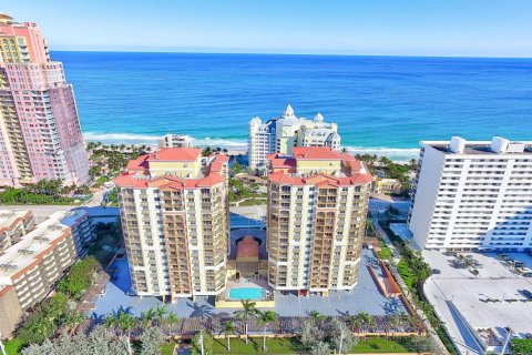 Condo in Fort Lauderdale, Florida, 2 bedrooms  № 2400599