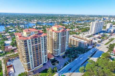 Condo in Fort Lauderdale, Florida, 2 bedrooms  № 2400599 - photo 2