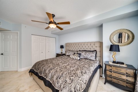 Condo in Fort Lauderdale, Florida, 2 bedrooms  № 2400599 - photo 23