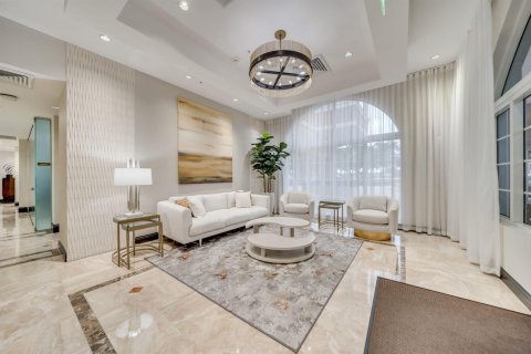 Condo in Fort Lauderdale, Florida, 2 bedrooms  № 2400599 - photo 3