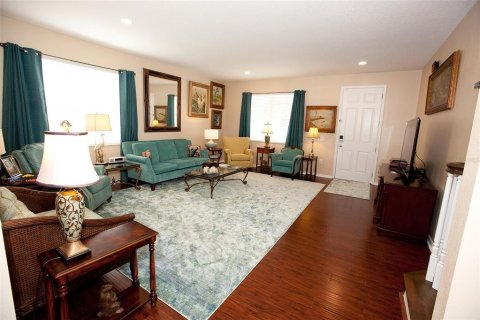 Casa en venta en Riverview, Florida, 5 dormitorios, 290.97 m2 № 1670799 - foto 10