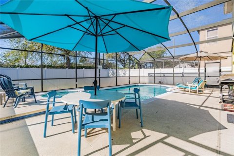 House in Davenport, Florida 4 bedrooms, 237.37 sq.m. № 1572084 - photo 9