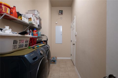 Casa en venta en Gainesville, Florida, 3 dormitorios, 216.46 m2 № 2214736 - foto 8