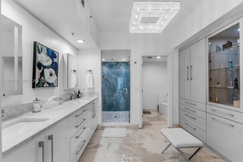 Condominio en venta en Fort Lauderdale, Florida, 2 dormitorios, 197.79 m2 № 2044654 - foto 17