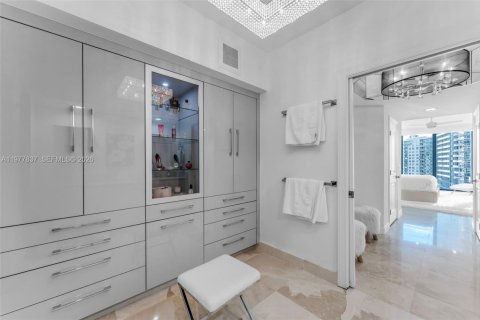 Condominio en venta en Fort Lauderdale, Florida, 2 dormitorios, 197.79 m2 № 2044654 - foto 16