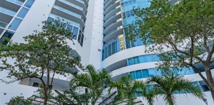 Condominio en Fort Lauderdale, Florida, 2 dormitorios  № 2044654