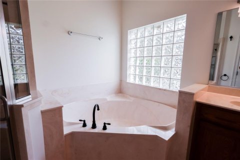 Casa en venta en Ocala, Florida, 7 dormitorios, 391.58 m2 № 1904006 - foto 14