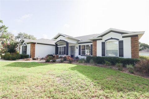 Casa en venta en Ocala, Florida, 7 dormitorios, 391.58 m2 № 1904006 - foto 1
