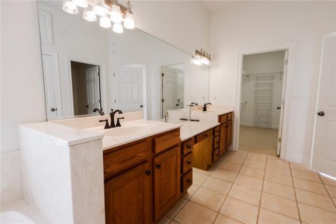 Casa en venta en Ocala, Florida, 7 dormitorios, 391.58 m2 № 1904006 - foto 13