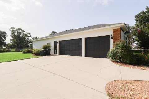 Casa en venta en Ocala, Florida, 7 dormitorios, 391.58 m2 № 1904006 - foto 4