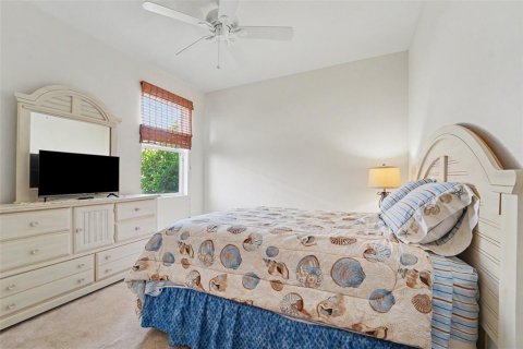 Villa ou maison à vendre à Holiday, Floride: 4 chambres, 245.08 m2 № 2091911 - photo 12