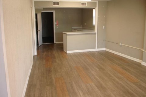 Propiedad comercial en alquiler en Sarasota, Florida, 224.08 m2 № 1789176 - foto 15