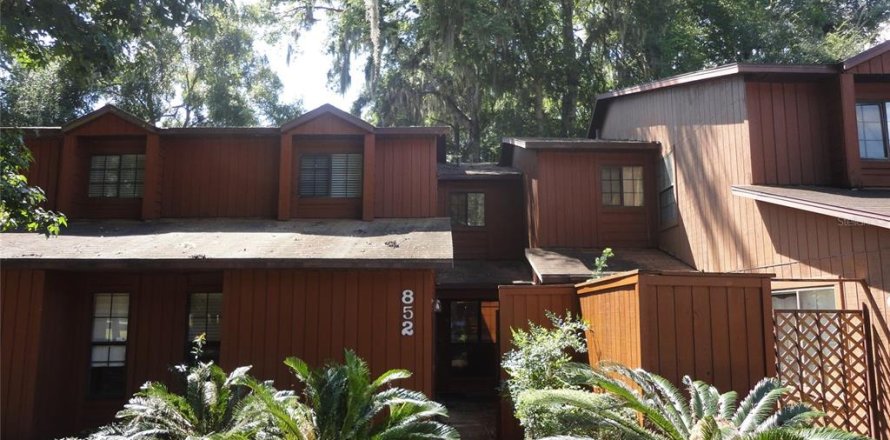 Adosado en Gainesville, Florida 3 dormitorios, 127.28 m2 № 1906101