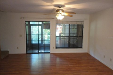 Adosado en alquiler en Gainesville, Florida, 3 dormitorios, 127.28 m2 № 1906101 - foto 3