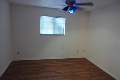 Adosado en alquiler en Gainesville, Florida, 3 dormitorios, 127.28 m2 № 1906101 - foto 8