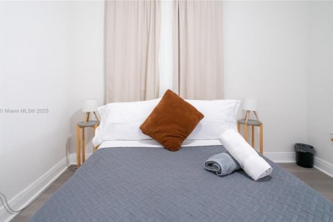 Immobilier commercial à vendre à Miami, Floride: 201.13 m2 № 2060216 - photo 5