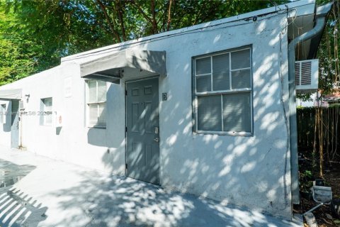 Immobilier commercial à vendre à Miami, Floride: 201.13 m2 № 2060216 - photo 12