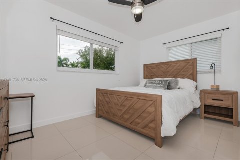 Villa ou maison à louer à Fort Lauderdale, Floride: 2 chambres, 95.97 m2 № 2409589 - photo 10