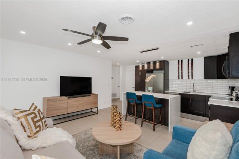 Villa ou maison à Fort Lauderdale, Floride 2 chambres, 95.97 m2 № 2409589