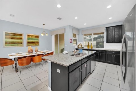 Adosado en venta en Kissimmee, Florida, 4 dormitorios, 194.17 m2 № 853004 - foto 12