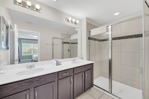 Adosado en venta en Kissimmee, Florida, 4 dormitorios, 194.17 m2 № 853004 - foto 16
