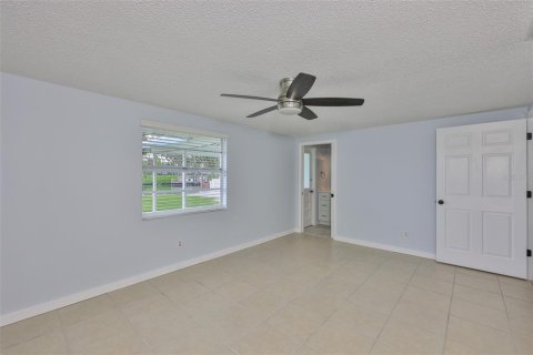 House in Apollo Beach, Florida 2 bedrooms, 120.4 sq.m. № 1918034 - photo 20