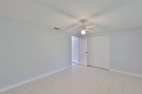 House in Apollo Beach, Florida 2 bedrooms, 120.4 sq.m. № 1918034 - photo 23