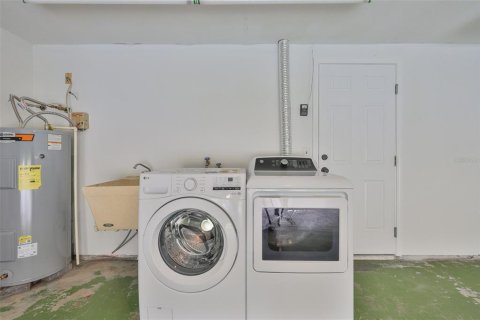 House in Apollo Beach, Florida 2 bedrooms, 120.4 sq.m. № 1918034 - photo 27