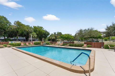 Condo in Coral Springs, Florida, 2 bedrooms  № 1828482 - photo 30