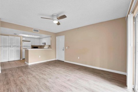 Copropriété à louer à West Palm Beach, Floride: 1 chambre, 69.31 m2 № 2051434 - photo 14