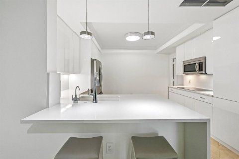 Copropriété à vendre à Boca Raton, Floride: 1 chambre, 146.79 m2 № 2191838 - photo 15