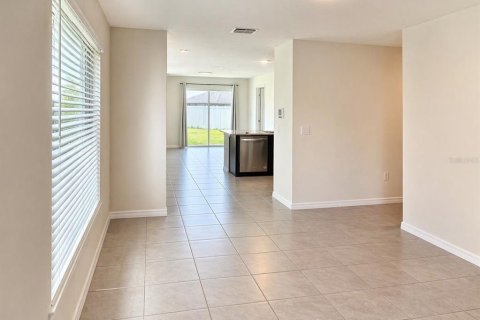 Casa en alquiler en Wimauma, Florida, 3 dormitorios, 140.84 m2 № 2099187 - foto 2