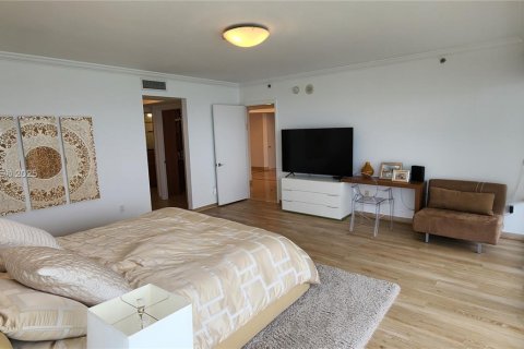 Снять в аренду кондоминиум в Санни-Айлс-Бич, Флорида 3 спальни, 247.58м2, № 1960178 - фото 9