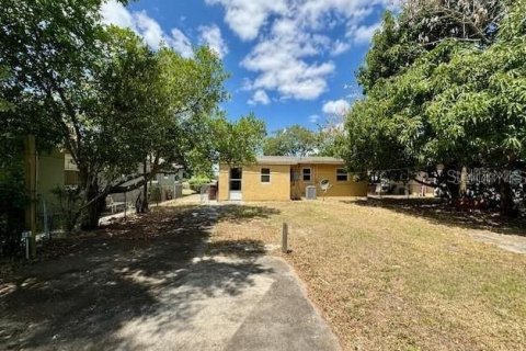 House in Lake Wales, Florida 2 bedrooms, 78.04 sq.m. № 1912792 - photo 13