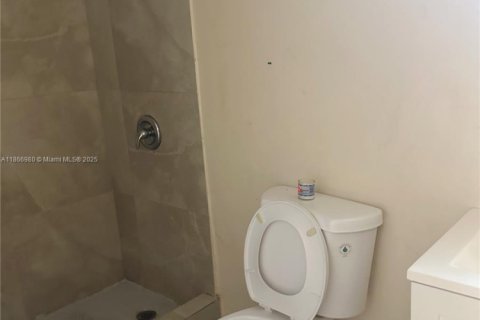 Купить виллу или дом в Помпано-Бич, Флорида 4 спальни, 138.05м2, № 1898364 - фото 16