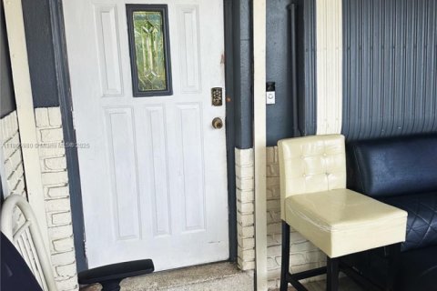 Купить виллу или дом в Помпано-Бич, Флорида 4 спальни, 138.05м2, № 1898364 - фото 2