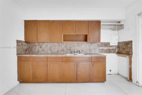 Villa ou maison à vendre à Miami, Floride: 2 chambres, 72.46 m2 № 2032346 - photo 16