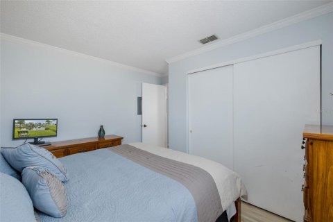 House in New Port Richey, Florida 2 bedrooms, 95.13 sq.m. № 2141963 - photo 26