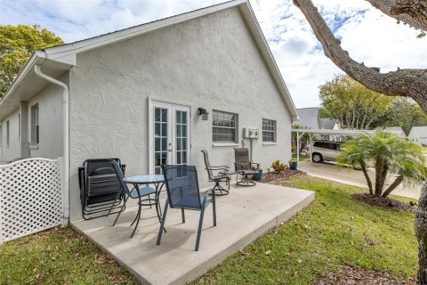 House in New Port Richey, Florida 2 bedrooms, 95.13 sq.m. № 2141963 - photo 30