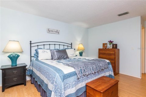 Condo in Saint Petersburg, Florida, 2 bedrooms  № 1849457 - photo 19