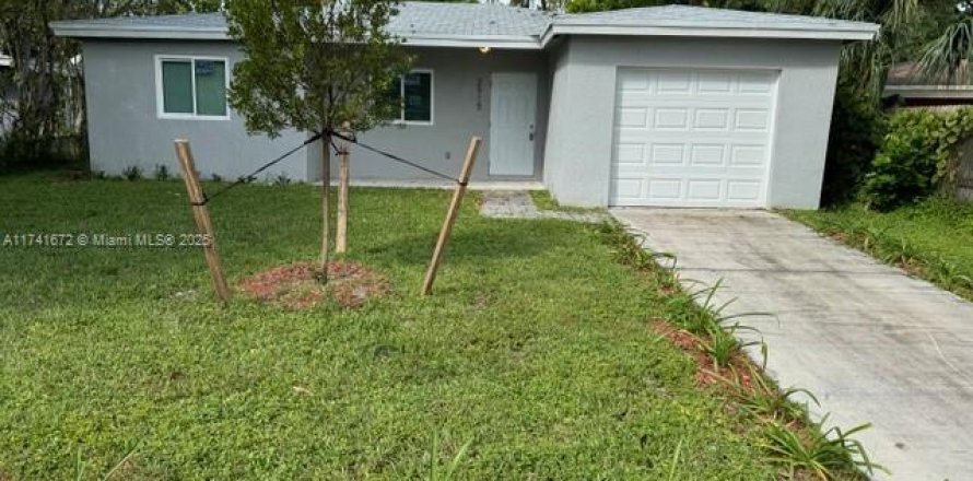 House in Fort Lauderdale, Florida 4 bedrooms, 167.22 sq.m. № 1985492