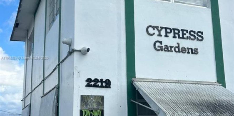 Condo à Hollywood, Floride, 1 chambre  № 1971708